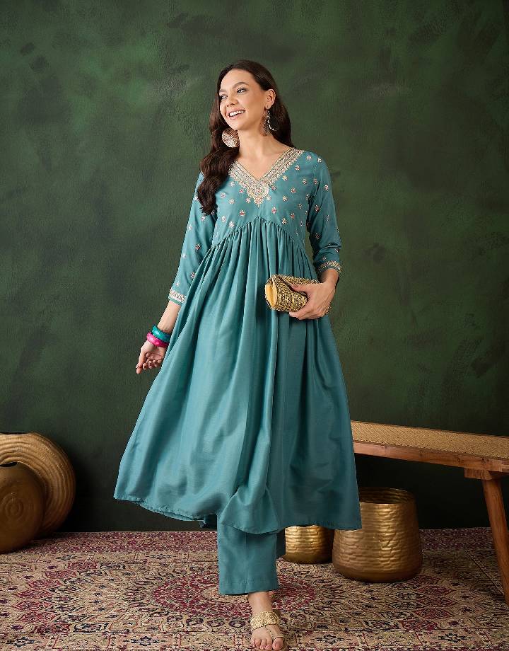 Fancy Ledis Long Kurti Stylish Ladies Kurtis